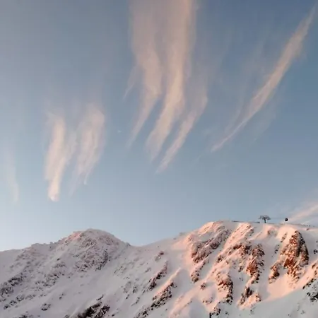 アパート Otupne *